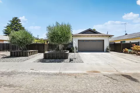270 Ebbetts Pass, Vallejo, CA 94589 photo 3