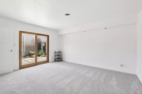 270 Ebbetts Pass, Vallejo, CA 94589 photo 25