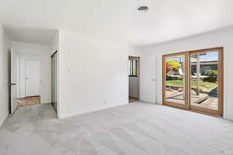 270 Ebbetts Pass, Vallejo, CA 94589 photo 26