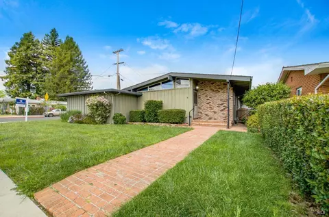 2828 Kilburn Ave, Napa, CA 94558