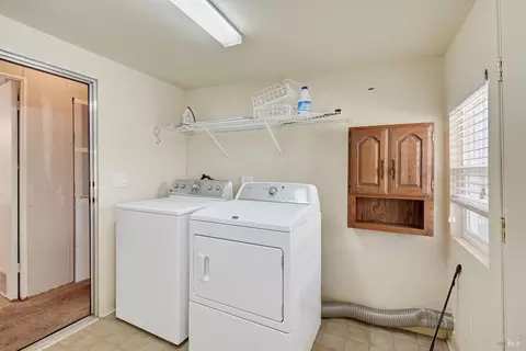 514 Cherry Ln, Napa, CA 94558 photo 18