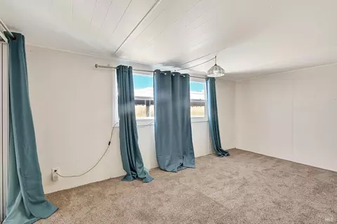 514 Cherry Ln, Napa, CA 94558 photo 8