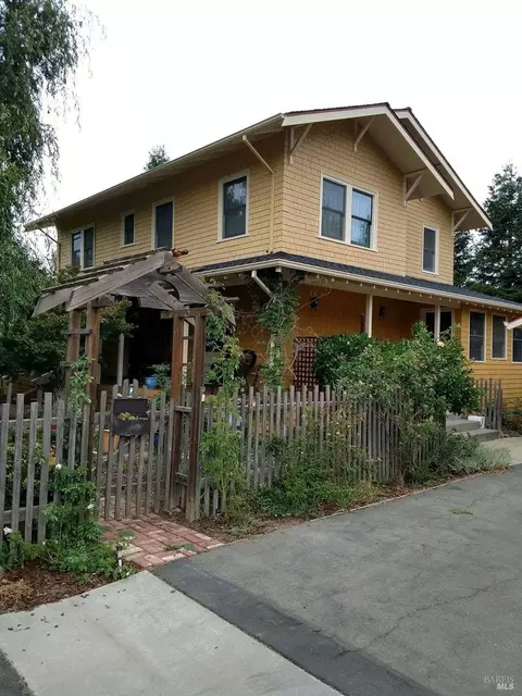 Exterior - 2984 First St, Napa, CA 94558 photo 1 of 11