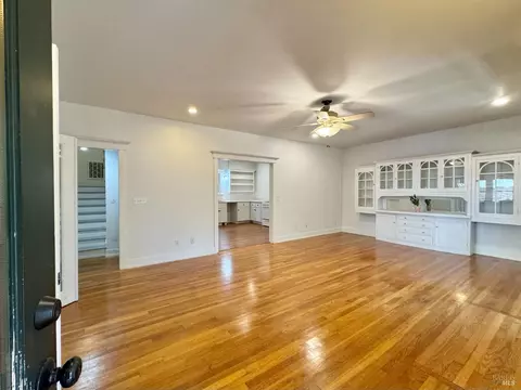 Living - 2984 First St, Napa, CA 94558 photo 3 of 4
