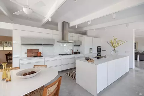 Kitchen - 7 Sarah Dr, Mill Valley, CA 94941 photo 3 of 4