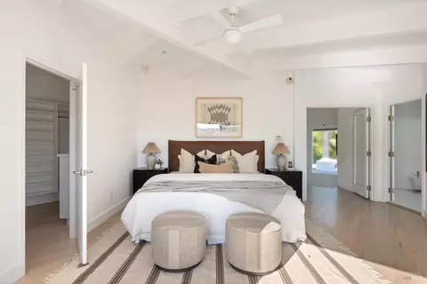 Bedroom - 7 Sarah Dr, Mill Valley, CA 94941 photo 1 of 7