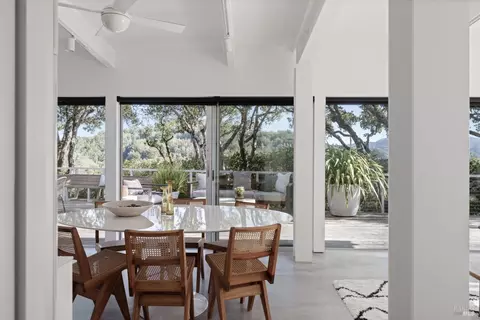 Dining - 7 Sarah Dr, Mill Valley, CA 94941 photo 3 of 3