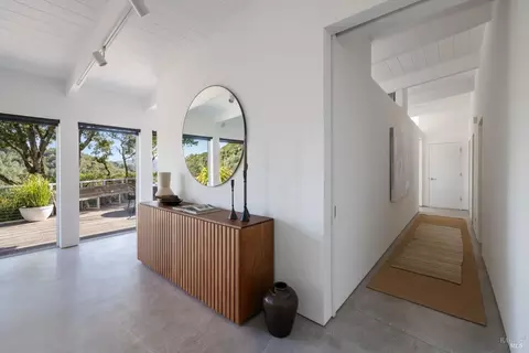 Entry Way - 7 Sarah Dr, Mill Valley, CA 94941 photo 2 of 7