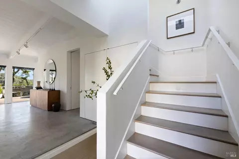 Entry Way - 7 Sarah Dr, Mill Valley, CA 94941 photo 4 of 7