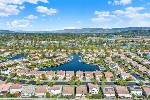 View/Area - 2 Chesapeake Ct, Napa, CA 94559 photo 8 of 8