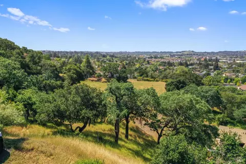 6 Pascale Ct, Napa, CA 94558 photo 9