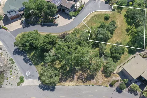 6 Pascale Ct, Napa, CA 94558