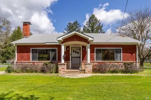 590 W Mendocino Ave, Willits, CA 95490