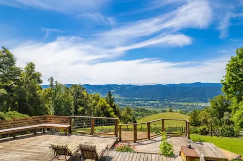16121 Deer Meadows Rd, Boonville, CA 95415