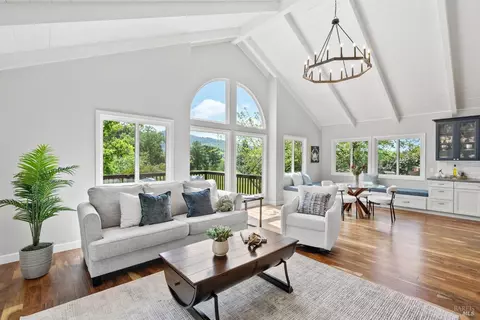4714 Muirfield Ct, Santa Rosa, CA 95405