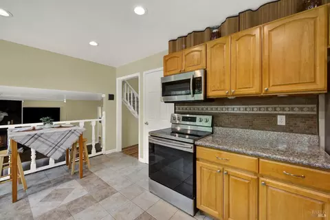 340 Rockhurst Ct, Fairfield, CA 94533 photo 14
