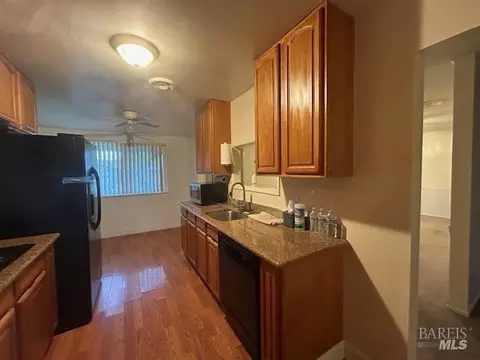1326 Elliott Dr, Vallejo, CA 94589 photo 5