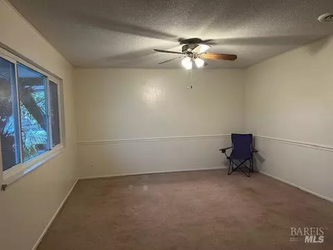 1326 Elliott Dr, Vallejo, CA 94589 photo 2