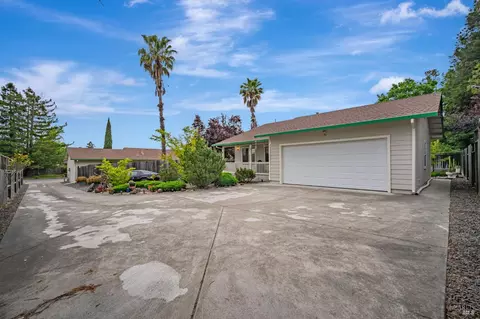 Exterior - 6114 Wright Way, Windsor, CA 95492 photo 4 of 14