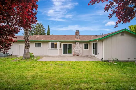Exterior - 6114 Wright Way, Windsor, CA 95492 photo 5 of 14