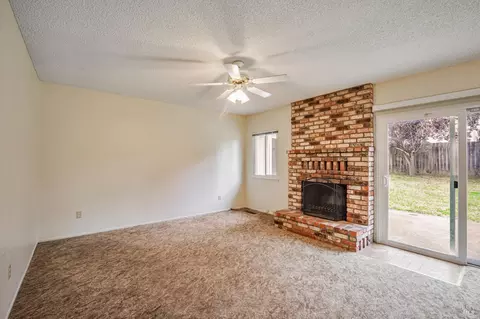 Living - 6114 Wright Way, Windsor, CA 95492 photo 1 of 6