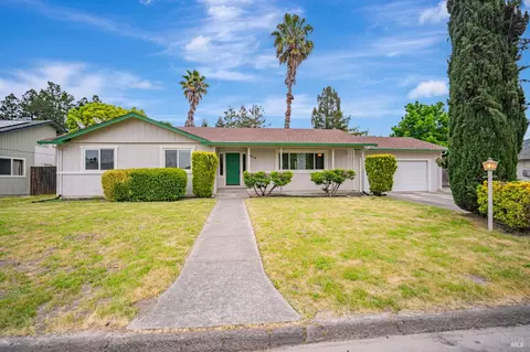 6114 Wright Way, Windsor, CA 95492