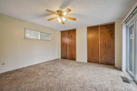 Bedroom - 6114 Wright Way, Windsor, CA 95492 photo 1 of 7