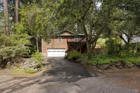 16589 Glenda Dr, Guerneville, CA 95446