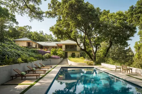2480 Spring Mountain Rd, Saint Helena, CA 94574
