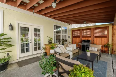 Exterior - 5265 Trophy Dr, Fairfield, CA 94534 photo 6 of 12