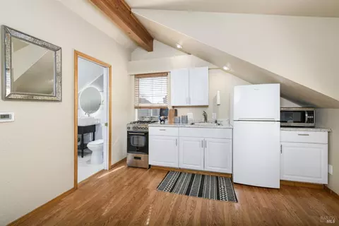 Kitchen - 5265 Trophy Dr, Fairfield, CA 94534 photo 4 of 5