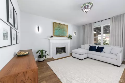 Living - 5265 Trophy Dr, Fairfield, CA 94534 photo 2 of 4