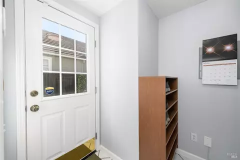 Entry Way - 5265 Trophy Dr, Fairfield, CA 94534 photo 2 of 2
