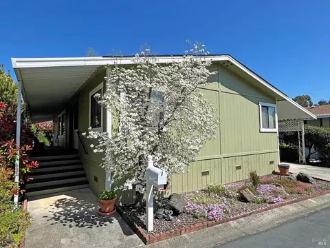 26 Blanco Pl, Ukiah, CA 95482 photo 2