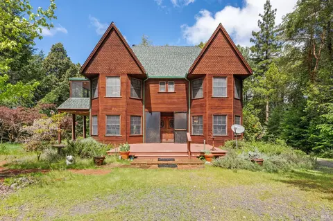 20475 Timber Rd, Willits, CA 95490