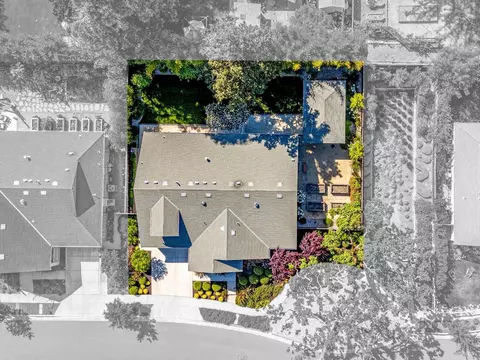 View/Area - 223 Pheasant Ct, Napa, CA 94558 photo 2 of 5