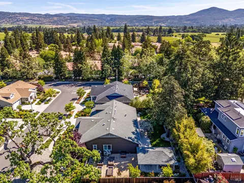 View/Area - 223 Pheasant Ct, Napa, CA 94558 photo 5 of 5