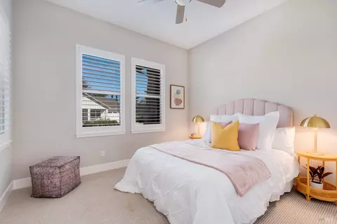 Bedroom - 223 Pheasant Ct, Napa, CA 94558 photo 3 of 3