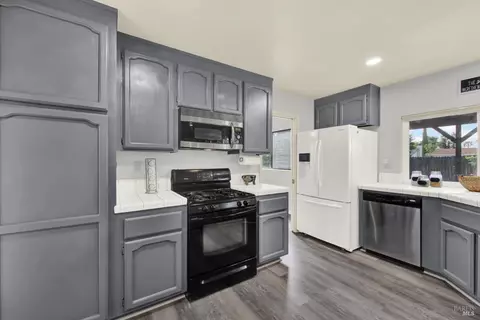1997 Marshall Rd, Vacaville, CA 95687 photo 17