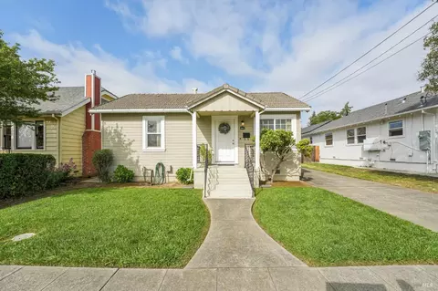 2371 Yajome St, Napa, CA 94558
