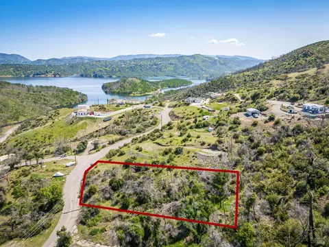 231 Mulford Dr, Napa, CA 94558