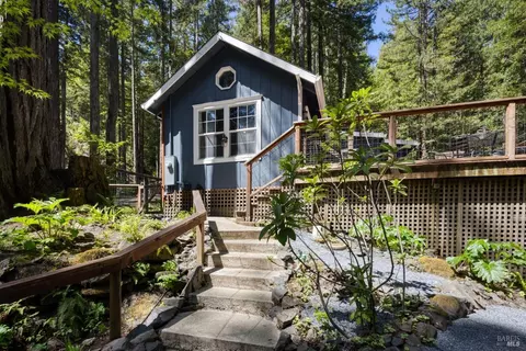 19510 Hidden Valley Rd, Guerneville, CA 95446