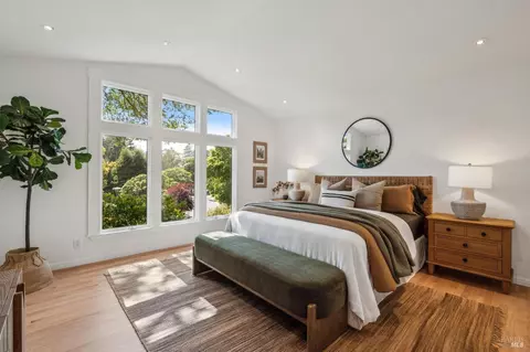 Bedroom - 7 Madrono Ave, Corte Madera, CA 94925 photo 1 of 10