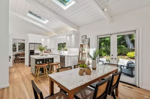 Dining - 7 Madrono Ave, Corte Madera, CA 94925 photo 5 of 6