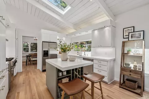 Kitchen - 7 Madrono Ave, Corte Madera, CA 94925 photo 1 of 6