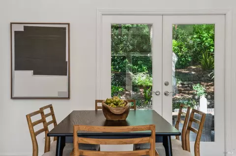 Dining - 7 Madrono Ave, Corte Madera, CA 94925 photo 4 of 6