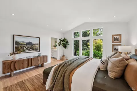 Bedroom - 7 Madrono Ave, Corte Madera, CA 94925 photo 2 of 10