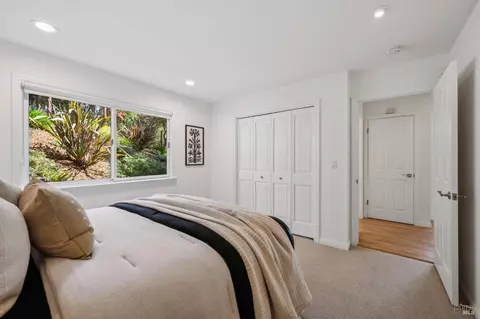 Bedroom - 7 Madrono Ave, Corte Madera, CA 94925 photo 7 of 10