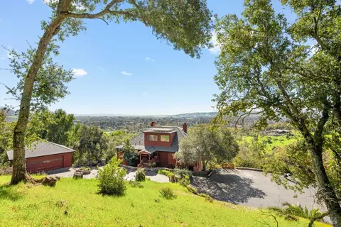 Exterior - 1045 Bart Rd, Sonoma, CA 95476 photo 1 of 3