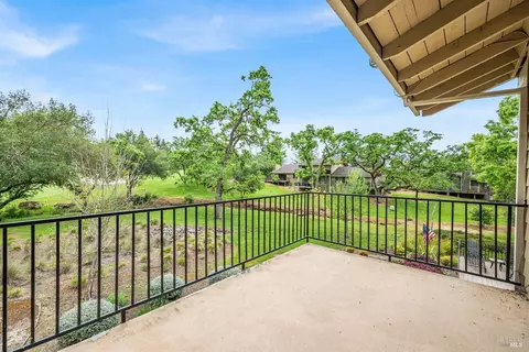 Exterior - 883 Oak Leaf Way, Napa, CA 94558 photo 3 of 9